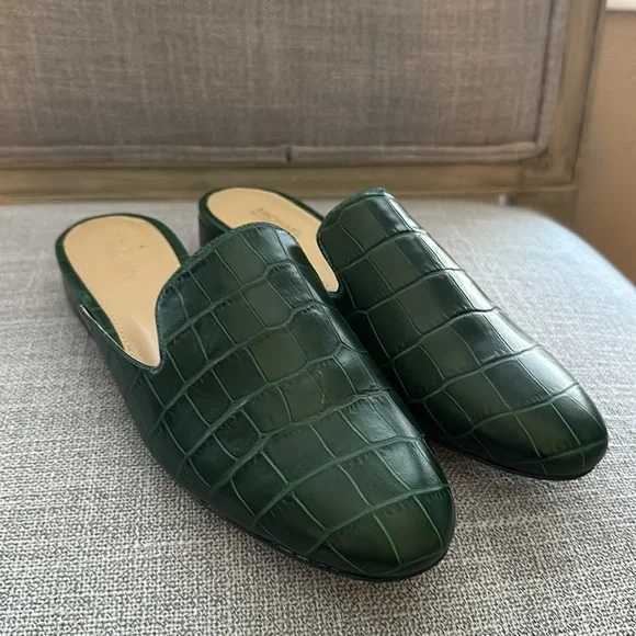 NEW Michael by Micheal Kors Faux croc mules / flats / green / 7.5M - Picture 1 of 9